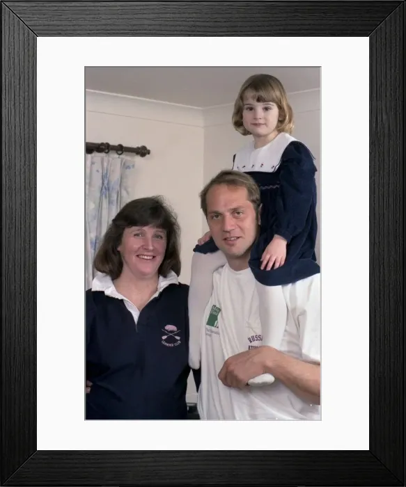 Framed Print : Steve Redgrave, British Olympic rower with his wife Anne Framed Print : Steve Redgrave, British Olympic rower with his wife Anne