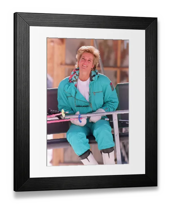 Framed Print : PRINCESS DIANA IN LECH, AUSTRIA - APRIL 1993 Framed Print : PRINCESS DIANA IN LECH, AUSTRIA - APRIL 1993