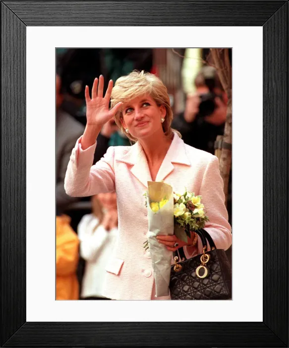 Framed Print : PRINCESS DIANA WEARING WHITE JACKET AND CARRYING FLOWERS LEAVES A LONDON ENGAGEMENT IN