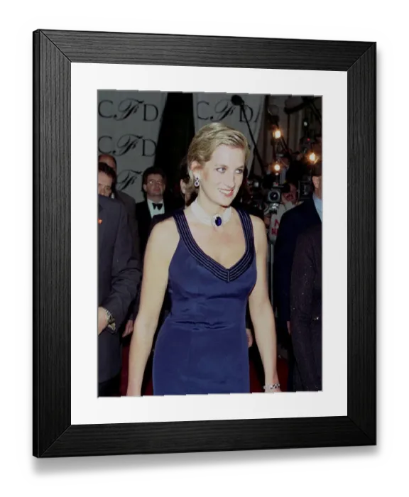 Framed Print : Princess Diana gels her hair and a blue evening dress with pearl necklace at the Council Framed Print : Princess Diana gels her hair and a blue evening dress with pearl necklace at the Council