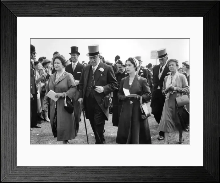 Framed Print : QUEEN MOTHER LEAVING THE PADDOCK WITH THE DUKE OF EDINBURGH Framed Print : QUEEN MOTHER LEAVING THE PADDOCK WITH THE DUKE OF EDINBURGH