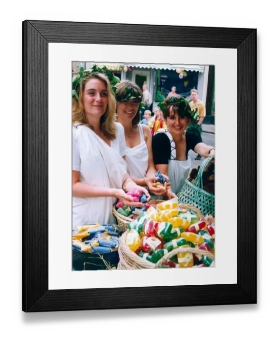 Framed Print : Tiffany Jeffries, Helen Collis and Penny Hick wear ivy in their hair Framed Print : Tiffany Jeffries, Helen Collis and Penny Hick wear ivy in their hair