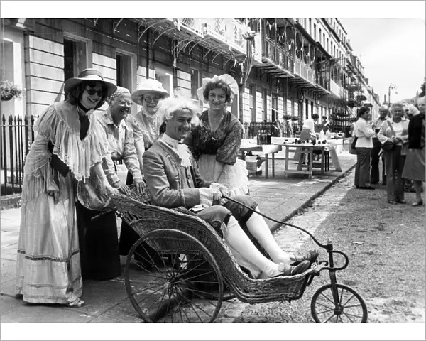 Tim Snelgars Victorian wheelchair is pushed by Miss Sue Gwilt, Mrs Katie Setter