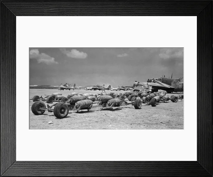 Framed Print : LIGHT BOMBERS FROM MALTA POUND AXIS SICILIAN RETREAT LINES