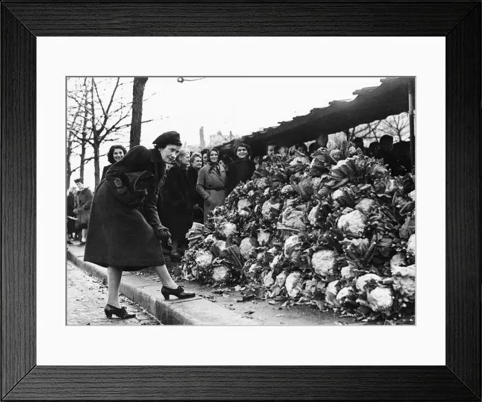 Framed Print : Mrs Le Grand of Southhampton spent a few hours in the shops Framed Print : Mrs Le Grand of Southhampton spent a few hours in the shops