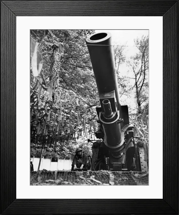 Framed Print : A howitzer demonstrated during an exercise by the British Expeditionary Force somewhere Framed Print : A howitzer demonstrated during an exercise by the British Expeditionary Force somewhere