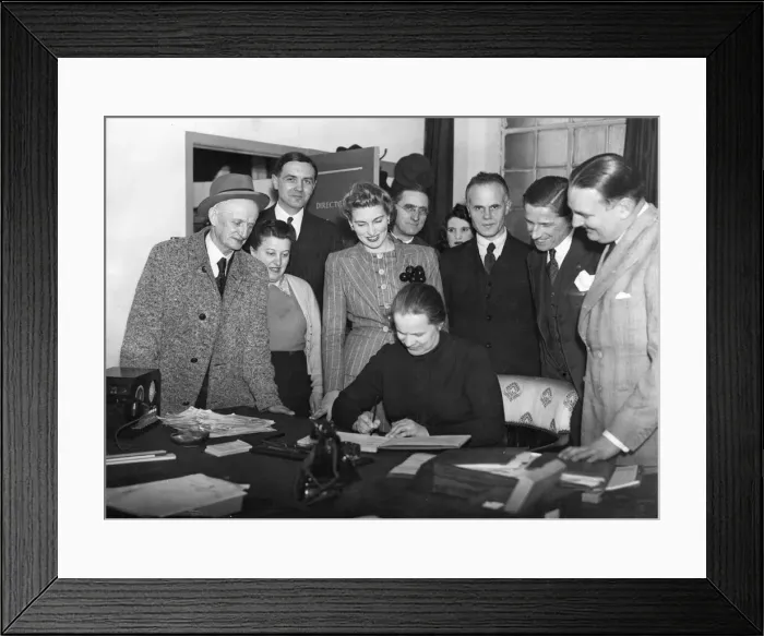 Framed Print : Russian trades union delegates seen here during a visit to a factory in Cardiff Framed Print : Russian trades union delegates seen here during a visit to a factory in Cardiff