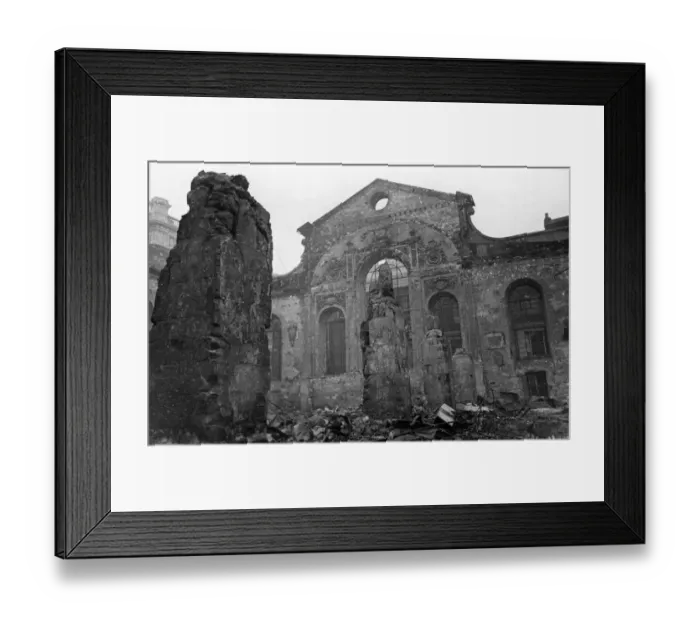 Framed Print : The ruins of Christ Church Greyfriars, also known as Christ Church Newgate Street