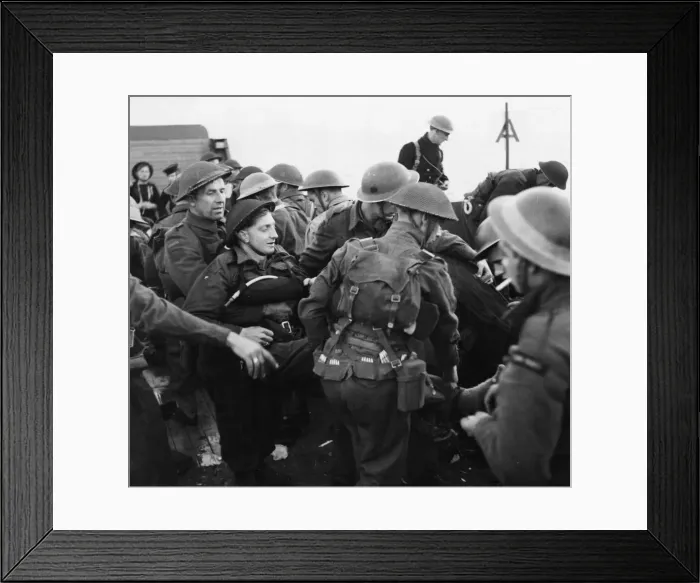 Framed Print : Combined Operations raid on Dieppe on 19th August 1942. Canadian and U. K Framed Print : Combined Operations raid on Dieppe on 19th August 1942. Canadian and U. K