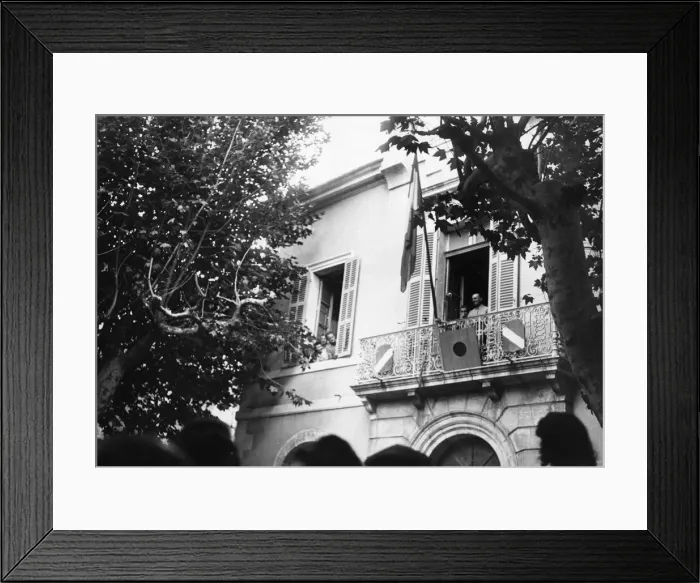 Framed Print : General Jean de Lattre de Tassigny, Commander in Chief of the French Forces in Southern Framed Print : General Jean de Lattre de Tassigny, Commander in Chief of the French Forces in Southern