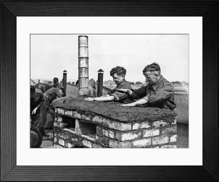 Framed Print : Cooks at an army school of cookery in the Midlands patting a crust of earth in completing Framed Print : Cooks at an army school of cookery in the Midlands patting a crust of earth in completing