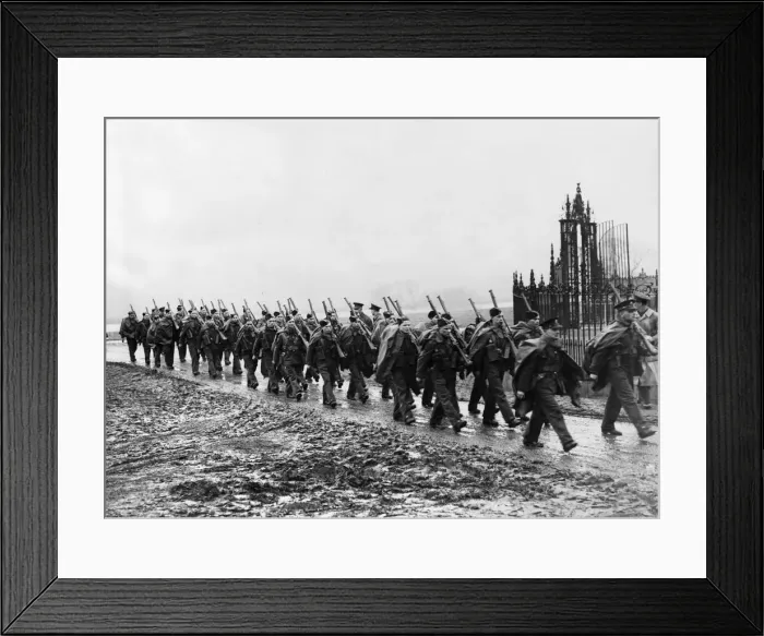 Framed Print : A squad of men arriving to take up their new qusarters at a Derbyshire Mansion during Framed Print : A squad of men arriving to take up their new qusarters at a Derbyshire Mansion during