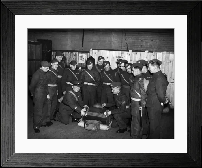 Framed Print : Sixth East Yorkshire Home Defence Corps in training during the Second World War Framed Print : Sixth East Yorkshire Home Defence Corps in training during the Second World War