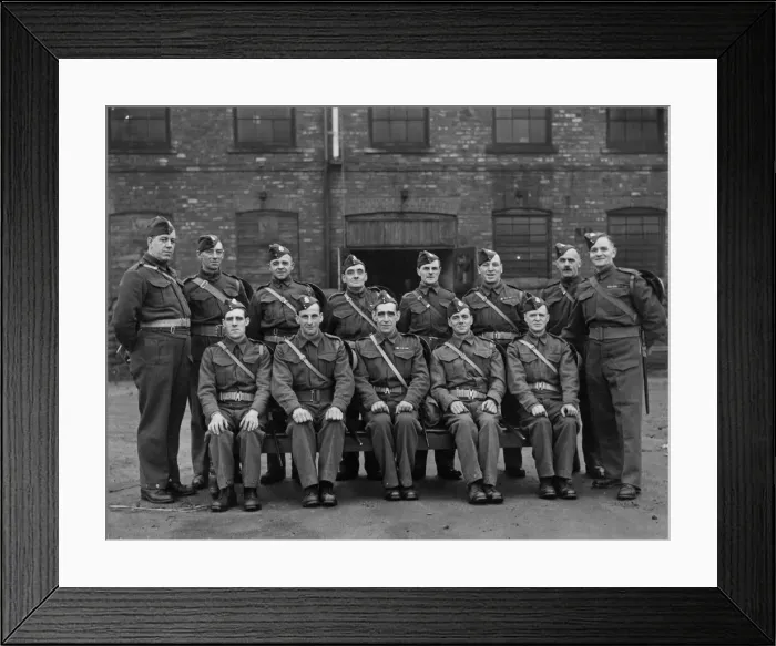 Framed Print : Picture shows The Home Guard. Hull, Yorkshire, during World War Two Framed Print : Picture shows The Home Guard. Hull, Yorkshire, during World War Two