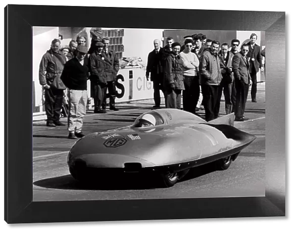 RACING DRIVER STIRLING MOSS IN THE EX181 RECORD BREAKING M. G