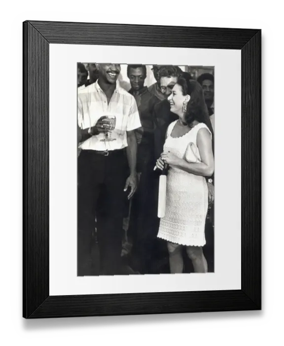 Framed Print : PRINCESS MARGARET AND LORD SNOWDON RELAX IN THE CARIBBEAN WITH GARY SOBERS MARCH 1968 Framed Print : PRINCESS MARGARET AND LORD SNOWDON RELAX IN THE CARIBBEAN WITH GARY SOBERS MARCH 1968