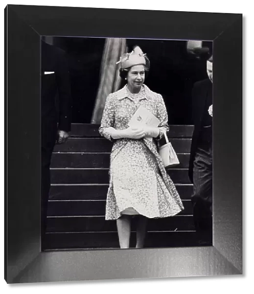 The Queen leaving church wearing patterned dress and hat - July 1982 13  /  07  /  1982