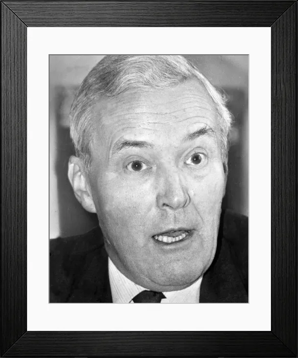 Framed Print : Tony Benn h / s serious - August 1982 27 / 08 / 1982 Framed Print : Tony Benn h / s serious - August 1982 27 / 08 / 1982