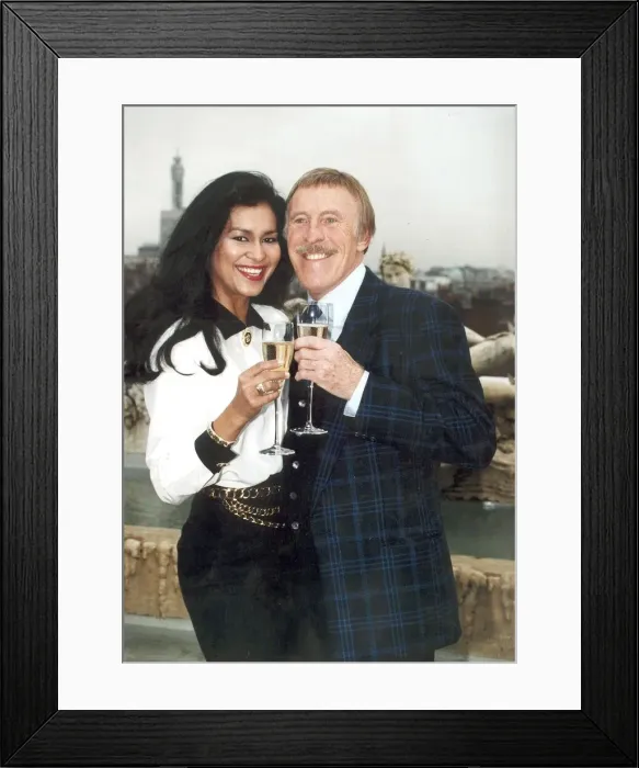 Framed Print : BRUCE FORSYTH WITH HIS WIFE WILNELIA - 10 / 12 / 1993 Framed Print : BRUCE FORSYTH WITH HIS WIFE WILNELIA - 10 / 12 / 1993