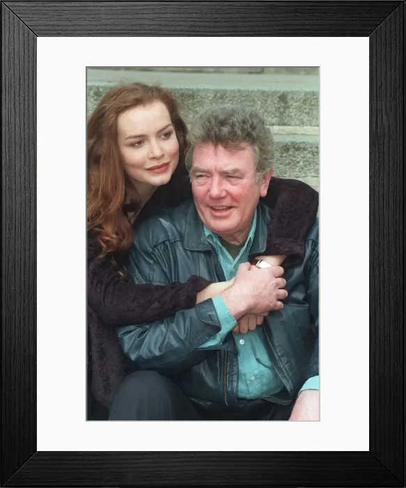 Framed Print : SAFFRON BURROWS HUGGING ALBERT FINNEY - 15  /  04  /  1996