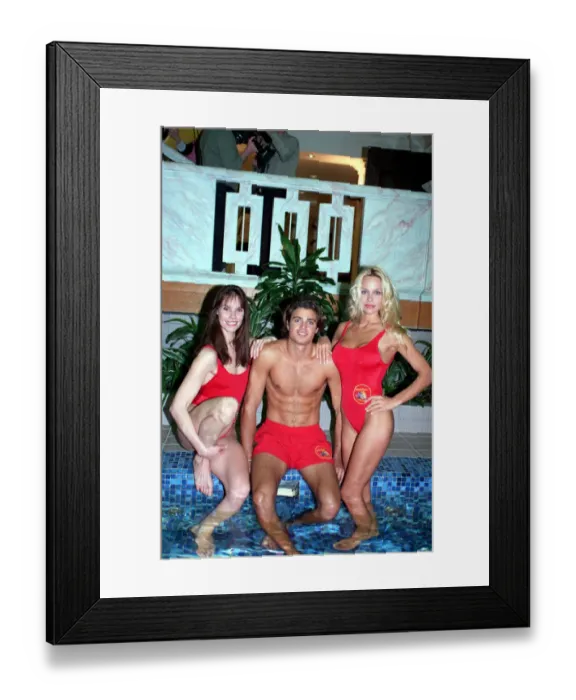 Framed Print : BAYWATCH STARS ALEXANDRA PAUL, DAVID CHARVET AND PAMELA ANDERSON IN PROMOTIONAL PHOTOCALL