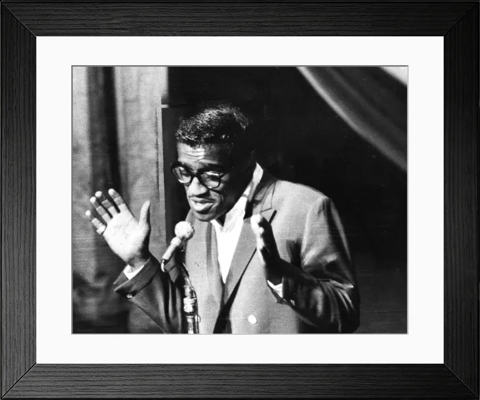 Framed Print : Sammy Davis Jnr singing during the first televised Royal Variety Show at the Royal Framed Print : Sammy Davis Jnr singing during the first televised Royal Variety Show at the Royal