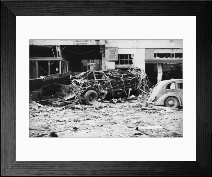 Framed Print : V1 flying bomb attack, Aldwych, London. One of the deadliest attacks