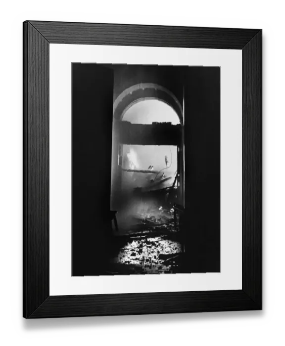 Framed Print : Famous city church St Brides in the City of London, burning last night