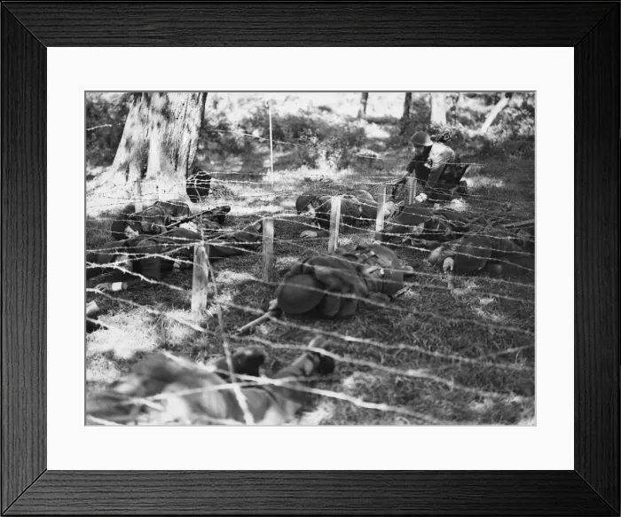 Framed Print : Monmouthshire Home Guard have their own assault course. (Picture