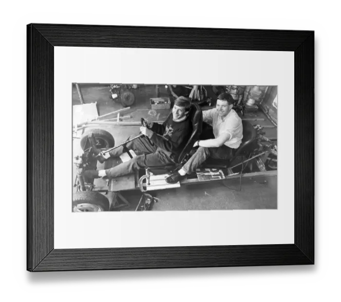 Framed Print : Alan Stubbs (left) and Lee Callaghan, pupils at Ruffwood Comprehensive School