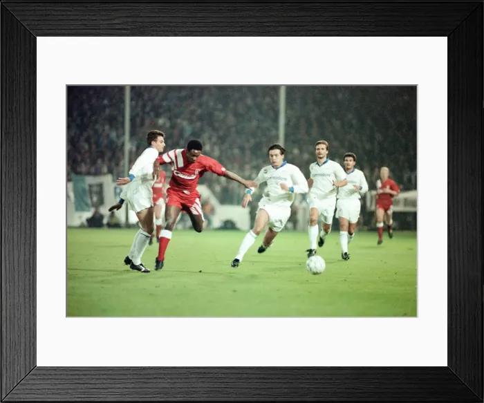 Framed Print : Auxerre 2-0 Liverpool, UEFA Cup Second Round 1st Leg match at Stade de l Framed Print : Auxerre 2-0 Liverpool, UEFA Cup Second Round 1st Leg match at Stade de l