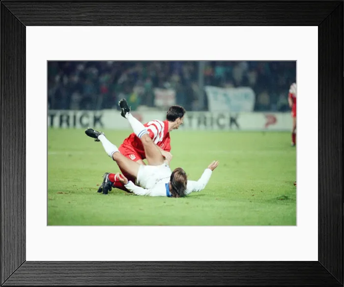 Framed Print : Auxerre 2-0 Liverpool, UEFA Cup Second Round 1st Leg match at Stade de l