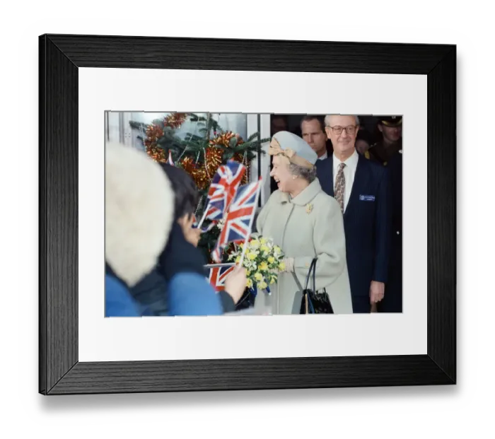 Framed Print : Queen Elizabeth II visits Leicester Royal Infirmary to open the Windsor Building