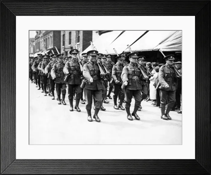Framed Print : East Yorkshire Regiment training exercise. 1934 Framed Print : East Yorkshire Regiment training exercise. 1934