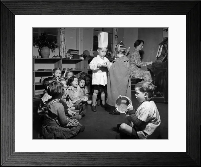 Framed Print : Day nursery theatre. Actors to give New Year performance to mothers Framed Print : Day nursery theatre. Actors to give New Year performance to mothers