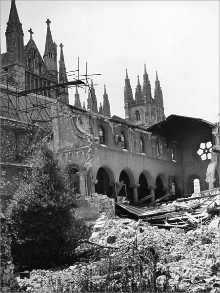Second World War, Canterbury Cathedral damaged during the raid. June 1942