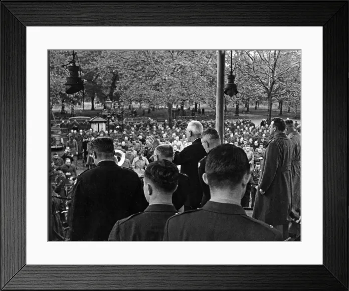 Framed Print : Easter sunrise service at the bandstand in Hyde Park attended by American servicemen Framed Print : Easter sunrise service at the bandstand in Hyde Park attended by American servicemen