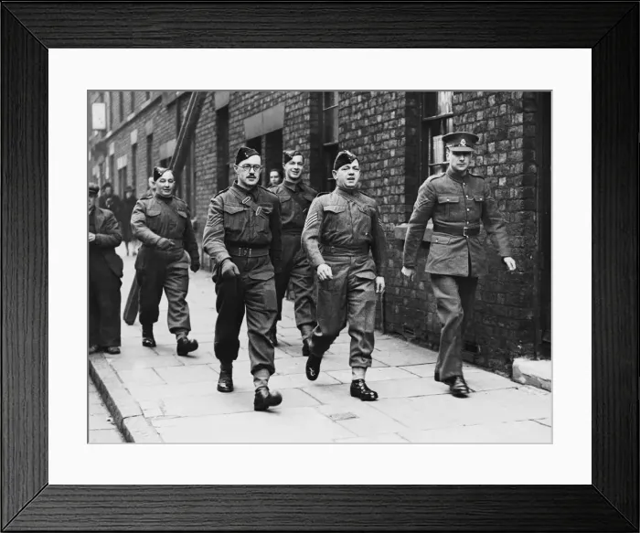 Framed Print : Bunches base Liverpool, soldiers march down the street during World War 2 Framed Print : Bunches base Liverpool, soldiers march down the street during World War 2