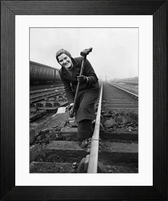 Framed Print : Mrs M Hampton, one of the first women gangers with LNER