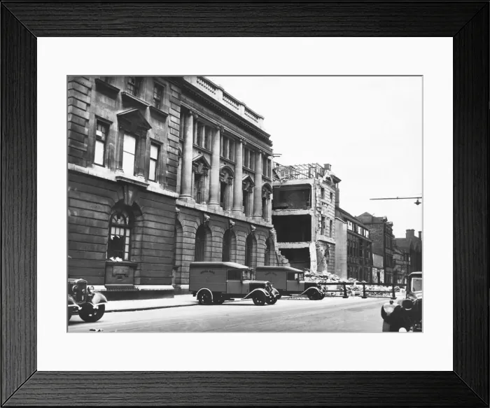 Framed Print : Picture shows Alfred Gelder St, Hull, Yorkshire, and the extensive damage to Framed Print : Picture shows Alfred Gelder St, Hull, Yorkshire, and the extensive damage to