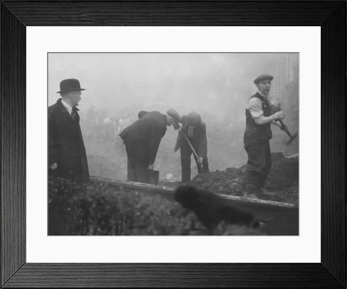 Framed Print : Repair squads at work in Liverpool, Merseyside, in filling up a crater caused by a Nazi Framed Print : Repair squads at work in Liverpool, Merseyside, in filling up a crater caused by a Nazi