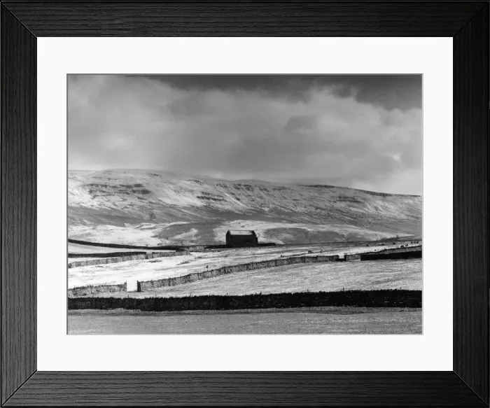 Framed Print : Mallerstang Edge, Cumbria, North West, England, Circa 1980 Framed Print : Mallerstang Edge, Cumbria, North West, England, Circa 1980