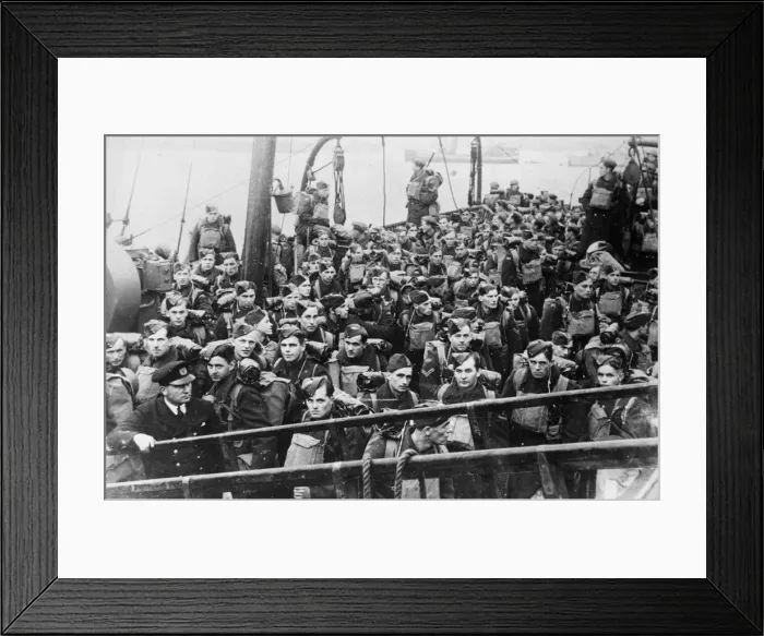 Framed Print : In fulfilment of Mr Mackenzie Kings pledge that each month the Canadian Forces in Framed Print : In fulfilment of Mr Mackenzie Kings pledge that each month the Canadian Forces in