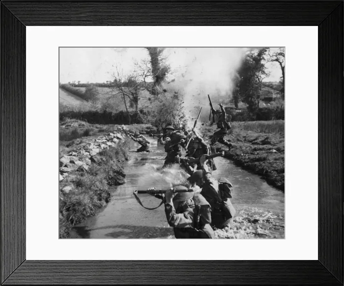 Framed Print : Realistic toughening up training at a Northern Ireland battle school is designed to meet Framed Print : Realistic toughening up training at a Northern Ireland battle school is designed to meet