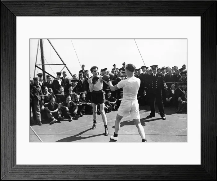 Framed Print : Navy cadets training in London. Picture taken 6th August 1942