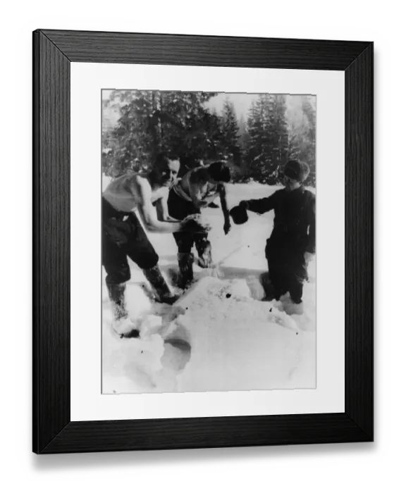 Framed Print : Scenes on the Russian front during the counter-offensive campaign of the Soviet Red Army