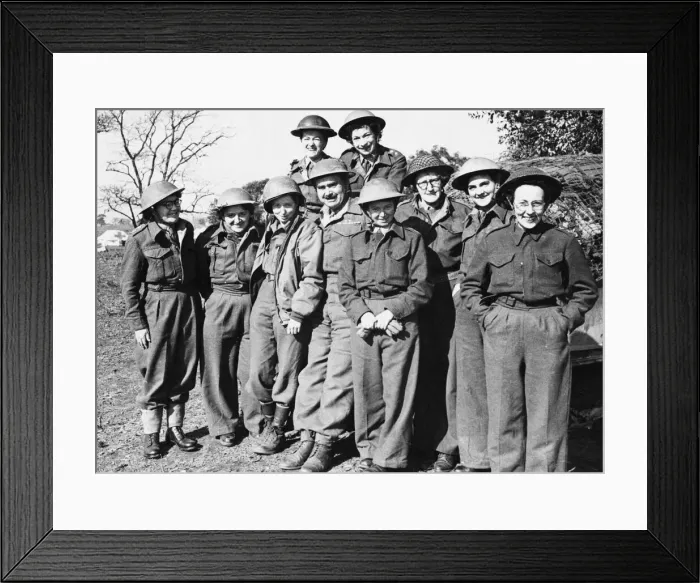 Framed Print : Eight British Sisters and one American Nurse are working side by side with Army Medical Framed Print : Eight British Sisters and one American Nurse are working side by side with Army Medical