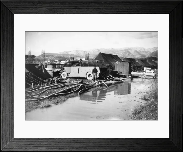 Framed Print : Medloc Transit Camp in Toulon, France. Troops on their way home after four years Framed Print : Medloc Transit Camp in Toulon, France. Troops on their way home after four years