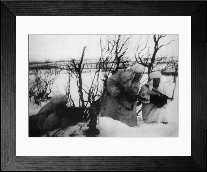 Framed Print : Soviet Red Army scouts of the Karelian Front wearing the white robes that make them Framed Print : Soviet Red Army scouts of the Karelian Front wearing the white robes that make them