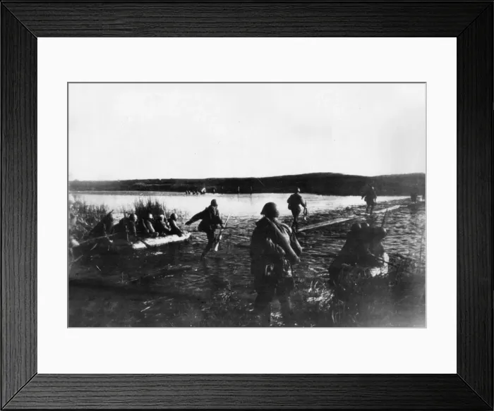 Framed Print : Soldiers of the Soviet Red Army crossing a river south of Voronezh in South West Russia